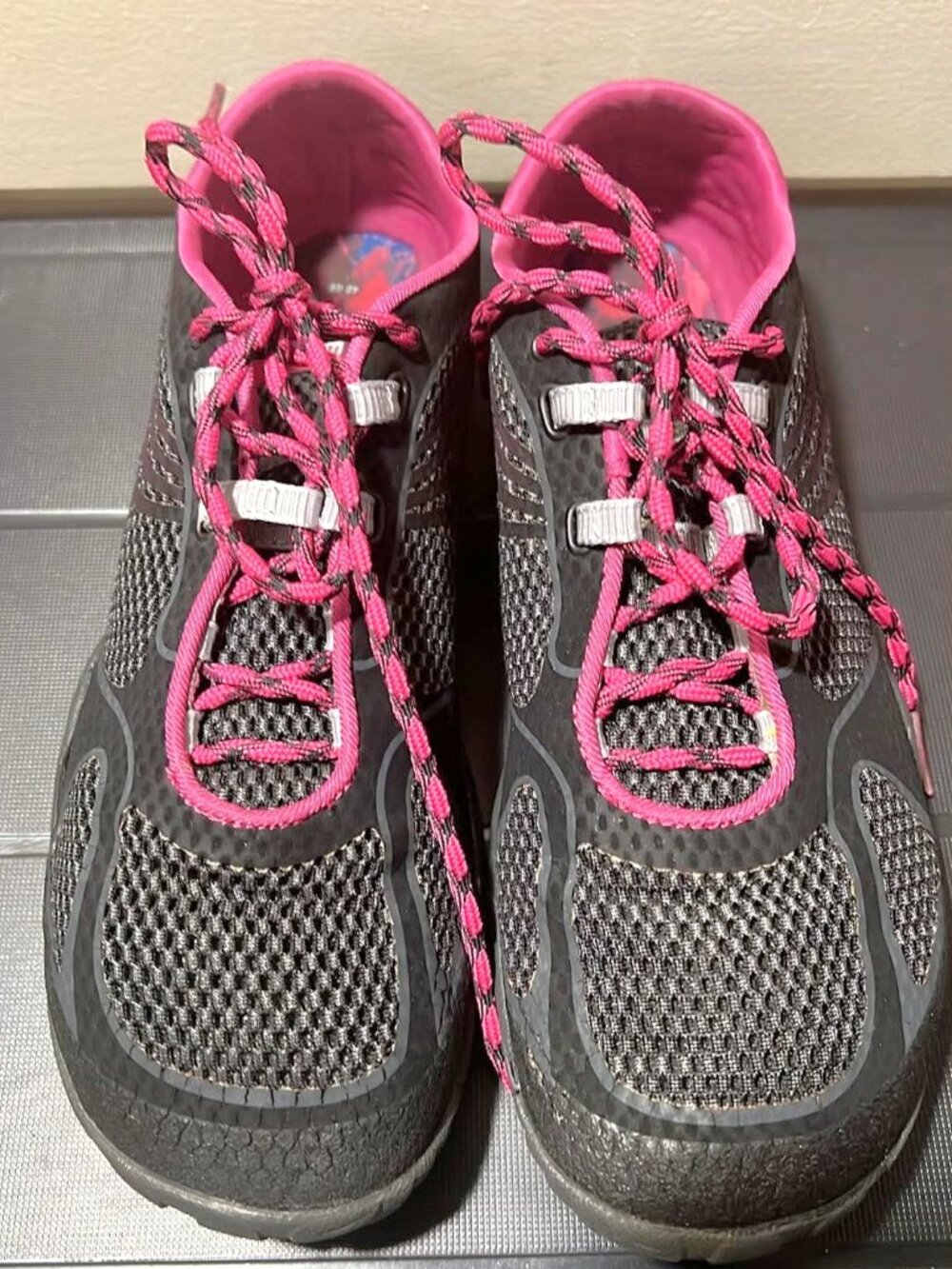 Merrell Pace Glove 2 Barefoot Trail Running Shoes Black Pink Size 8.5